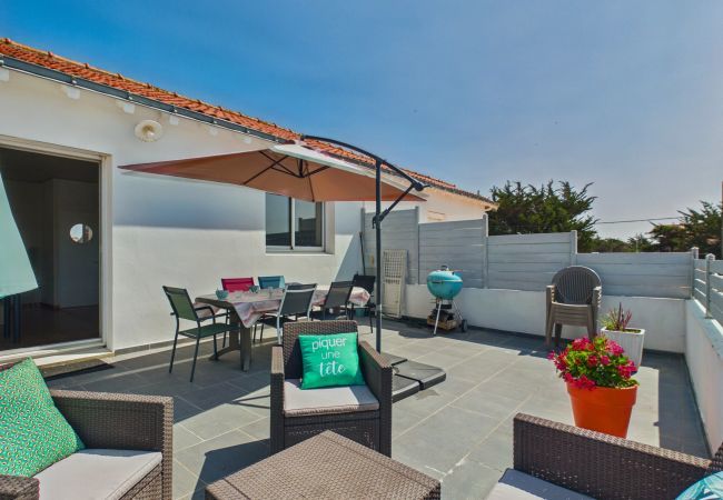 House in Bretignolles-sur-Mer - House for 6 - garden and terrace - 300m beach