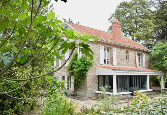 House in Noirmoutier-en-l´Ile - 700m from Plage des Dames - House for 9 House in Noirmoutier-en-l´Ile - 700m from Plage des Dames - House for 9