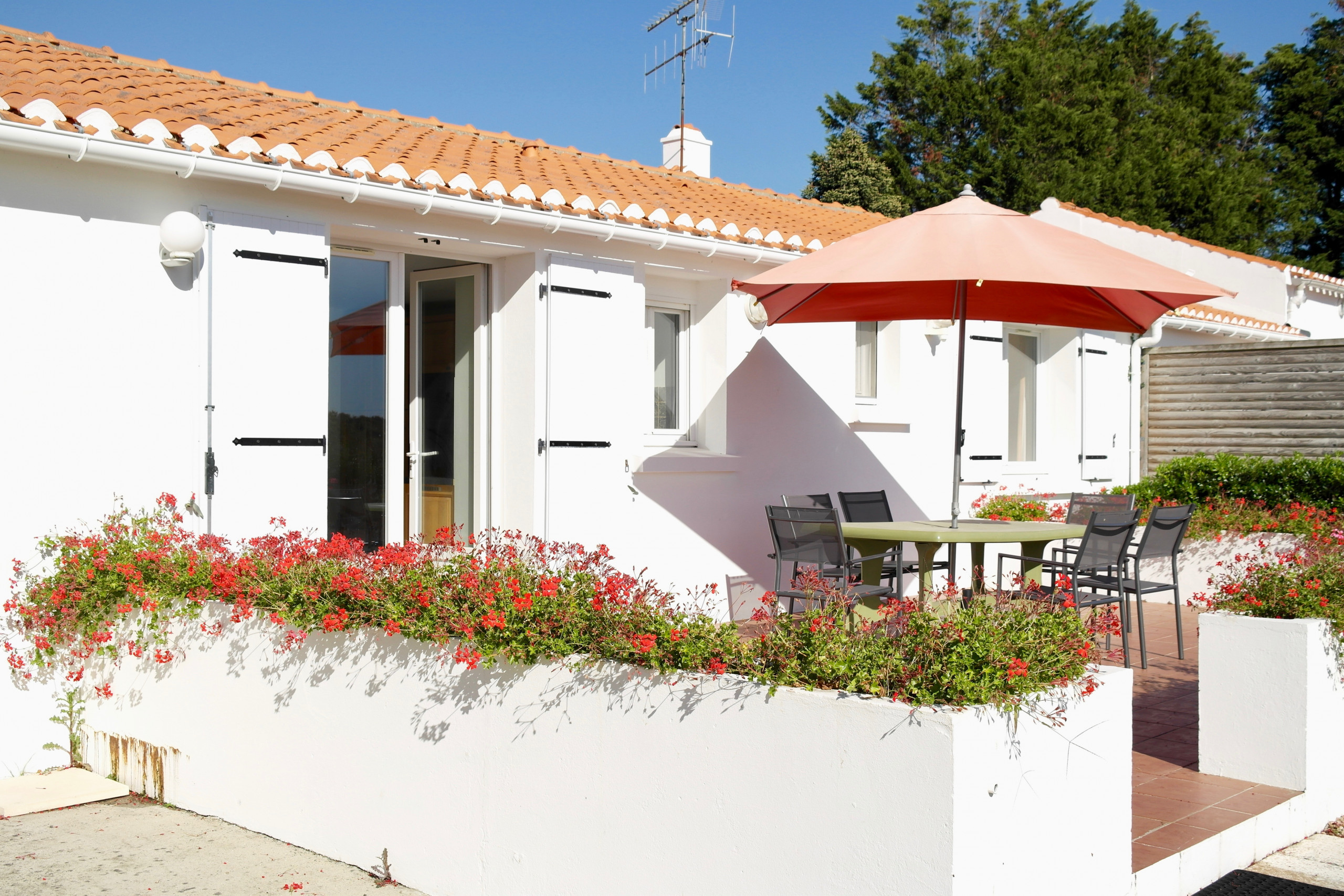  in Commequiers - Country house for 6 with swimming pool 