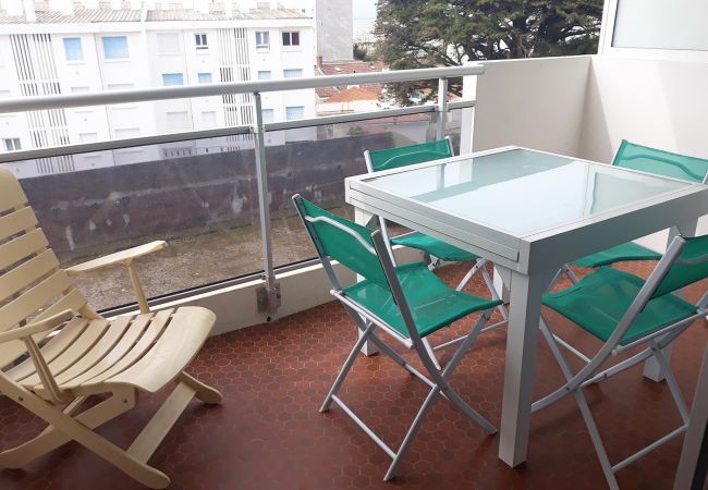 Apartment in Saint-Jean-de-Monts - Ideal location, 200m from the beach Apartment in Saint-Jean-de-Monts - Ideal location, 200m from the beach