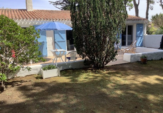 House in La Guérinière - House for 4 adults and 4 children – 250 m to the beach House in La Guérinière - House for 4 adults and 4 children – 250 m to the beach