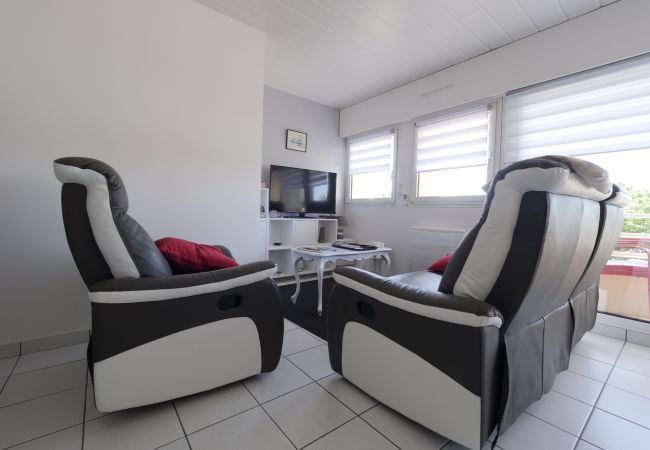 Apartment in Saint-Gilles-Croix-de-Vie - An apartment for 4 on the marina of St-Gilles Apartment in Saint-Gilles-Croix-de-Vie - An apartment for 4 on the marina of St-Gilles