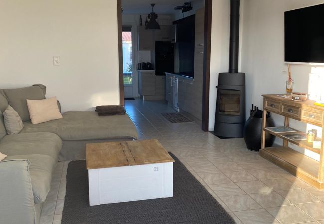 House in Barbâtre - 500m from Boucholeurs beach - House for 5 House in Barbâtre - 500m from Boucholeurs beach - House for 5