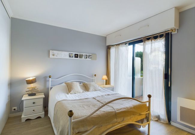 Apartment in Le Pouliguen - 850m from the beach, flat for 4 Apartment in Le Pouliguen - 850m from the beach, flat for 4