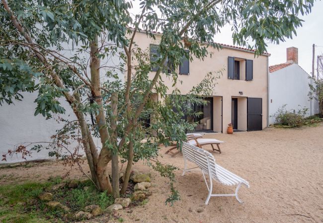 House in Jard-sur-Mer - House for 6 - Garden - 950m from beach  House in Jard-sur-Mer - House for 6 - Garden - 950m from beach