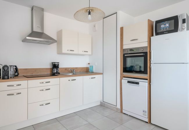 Apartment in Pléneuf-Val-André - Beautiful sea view flat for 8 Apartment in Pléneuf-Val-André - Beautiful sea view flat for 8