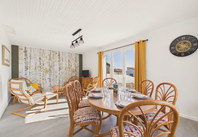 Terraced House in Saint-Hilaire-de-Riez - Holiday home for 6 in Saint Hilaire de Riez