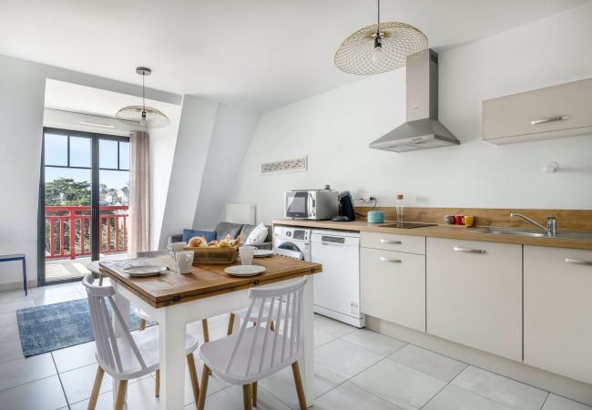 Apartment in Pléneuf-Val-André - A stay in front of the great beach of Pléneuf Apartment in Pléneuf-Val-André - A stay in front of the great beach of Pléneuf