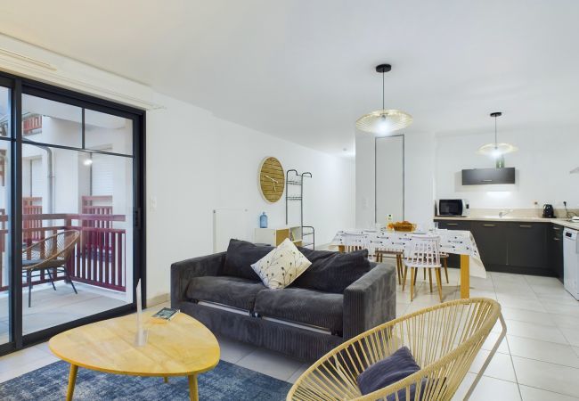 Apartment in Pléneuf-Val-André - Sea and beach view, flat for 4 Apartment in Pléneuf-Val-André - Sea and beach view, flat for 4