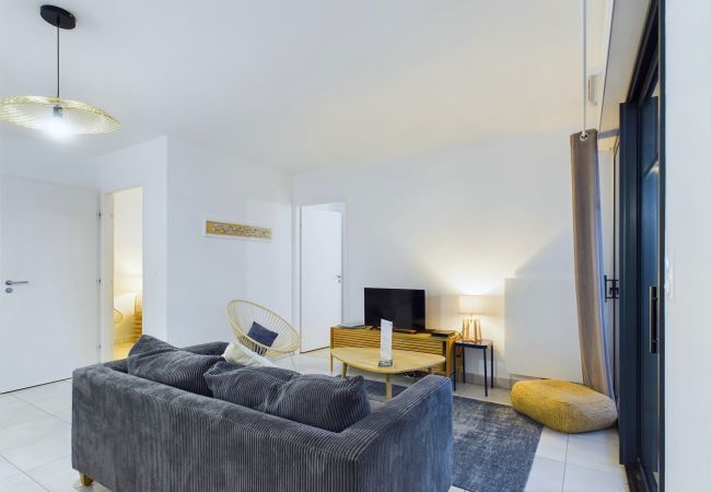 Apartment in Pléneuf-Val-André - Sea and beach view, flat for 4 Apartment in Pléneuf-Val-André - Sea and beach view, flat for 4