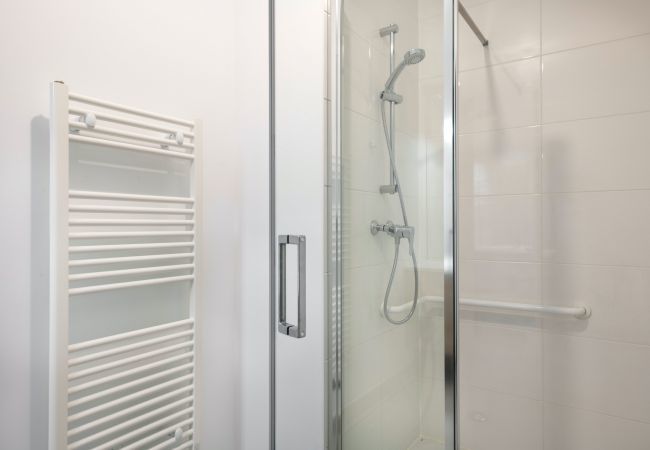 Apartment in Pléneuf-Val-André - Flat for 6 50m from the beach Apartment in Pléneuf-Val-André - Flat for 6 50m from the beach