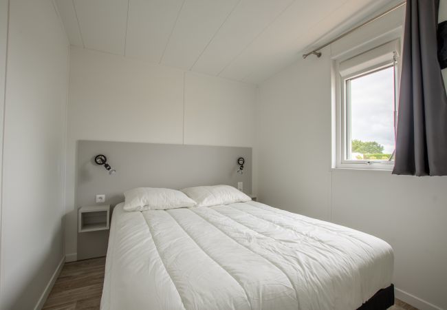 Chalet in Bretignolles-sur-Mer - Chalet for 6, holiday residence with swimming pool  Chalet in Bretignolles-sur-Mer - Chalet for 6, holiday residence with swimming pool