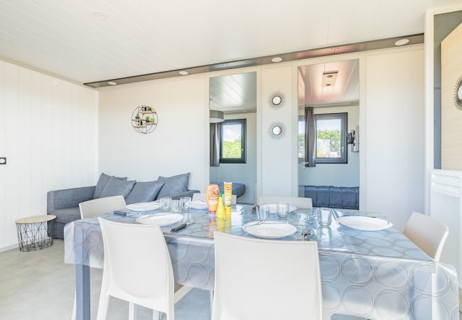Chalet in Bretignolles-sur-Mer - Chalet for 6, holiday residence with swimming pool Chalet in Bretignolles-sur-Mer - Chalet for 6, holiday residence with swimming pool