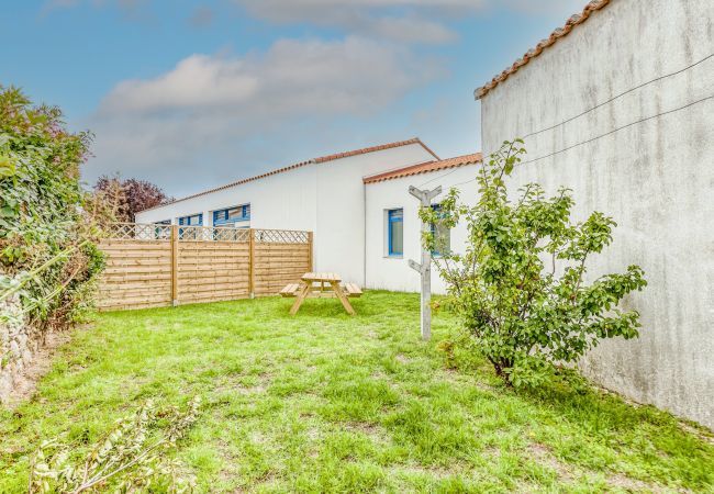 Apartment in Noirmoutier-en-l´Ile - Apartment for 6 adults and 2 children with a terrace Apartment in Noirmoutier-en-l´Ile - Apartment for 6 adults and 2 children with a terrace
