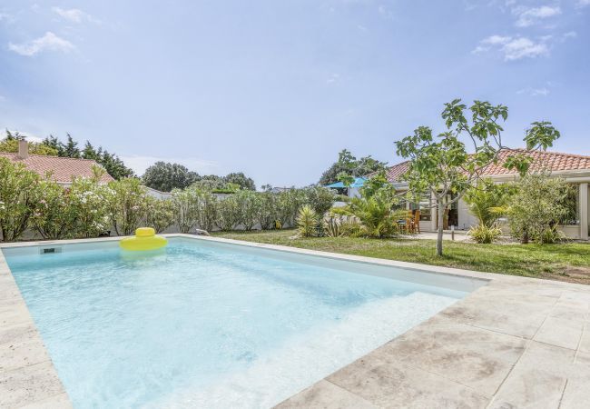House in Les Sables-d´Olonne - House with a pool for 6 persons House in Les Sables-d´Olonne - House with a pool for 6 persons