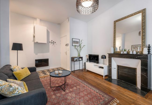 Apartment in Nantes - Charming flat near Place Graslin