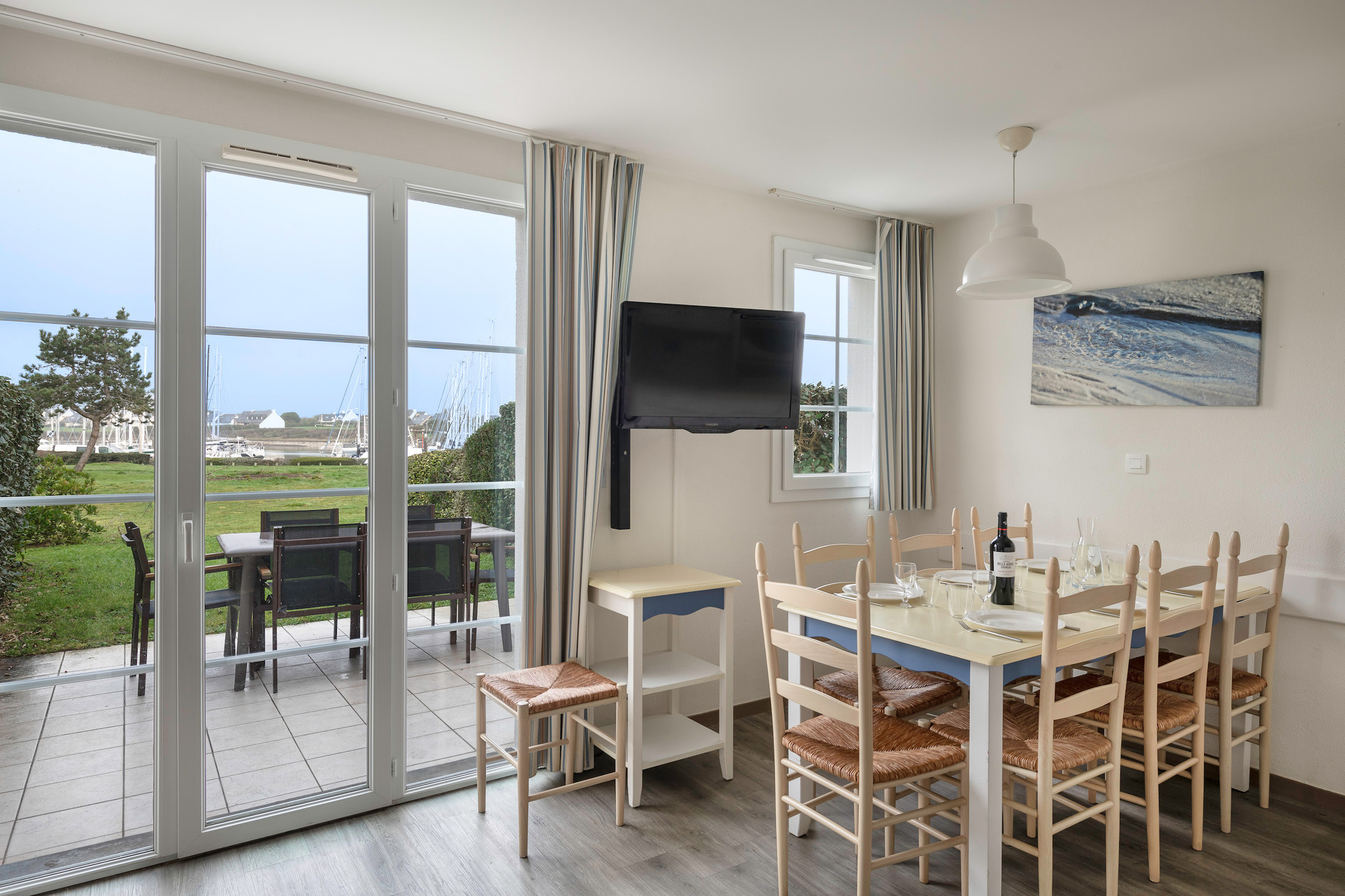  in Arzon - Facing the marina, beautiful house for 6, Pool