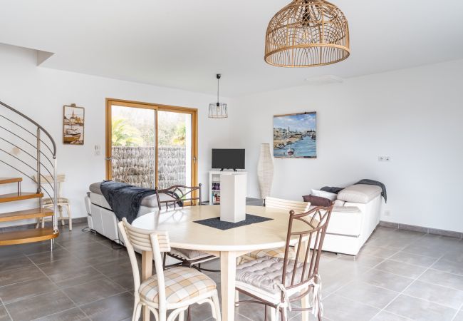 House in St. Hilaire de Riez - Comfortable villa for 6, St Hilaire-de-Riez House in St. Hilaire de Riez - Comfortable villa for 6, St Hilaire-de-Riez