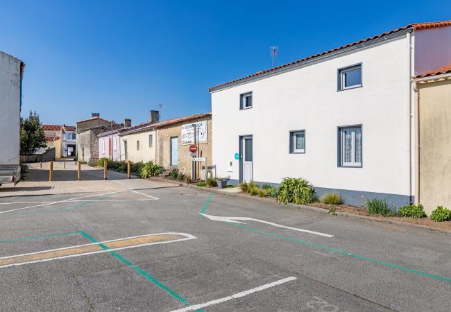 House in Jard-sur-Mer - Modern and colourful villa in Jard-sur-mer House in Jard-sur-Mer - Modern and colourful villa in Jard-sur-mer