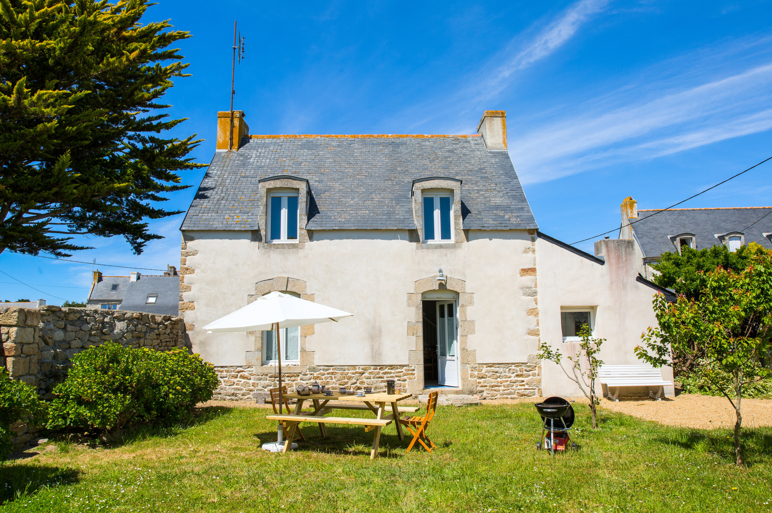  in Penmarch - House for 5, in Kérity, 80m from the beach