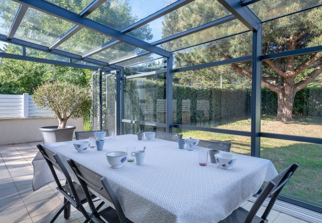 House in Saint-Gildas-de-Rhuys - House for 8 - Pool - 950m from the sea House in Saint-Gildas-de-Rhuys - House for 8 - Pool - 950m from the sea