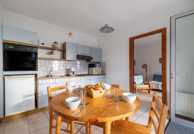 Studio in Pléneuf-Val-André - Sea view - Exceptional location for 4 Studio in Pléneuf-Val-André - Sea view - Exceptional location for 4