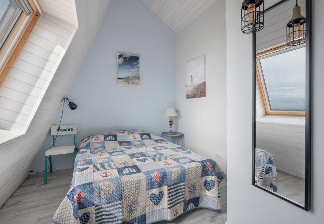 Apartment in Pornichet - Seafront, flat under roofs for 4 Apartment in Pornichet - Seafront, flat under roofs for 4