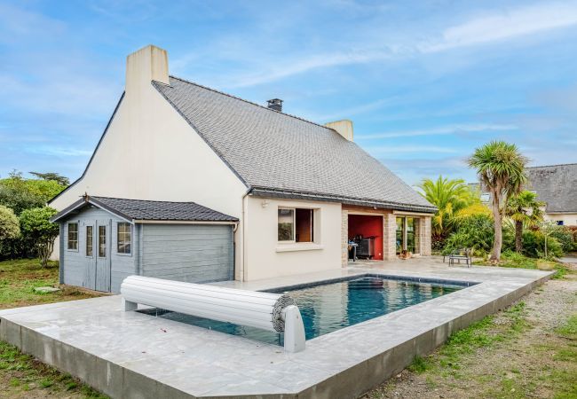 House in Sarzeau - Large house for 10 with pool, in Sarzeau 