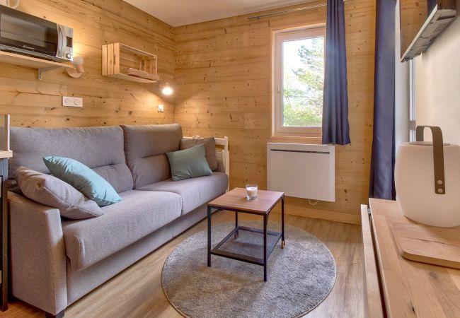 Apartment in Genos -  For 4 people - 80m from the slopes