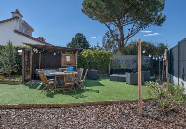 House in La Baule-Escoublac - Nice house for 11 - Garden - Relaxation House in La Baule-Escoublac - Nice house for 11 - Garden - Relaxation