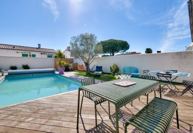 House in La Flotte - Villa for 10 with swimming pool, La Flotte en Ré House in La Flotte - Villa for 10 with swimming pool, La Flotte en Ré