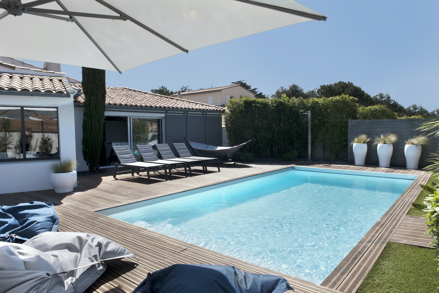  in La Flotte - Comfortable villa for 12 with a pool