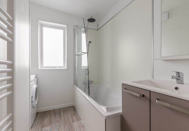 Chalet in Bretignolles-sur-Mer - Beautiful Chalet for 4 people - Heated pool access Chalet in Bretignolles-sur-Mer - Beautiful Chalet for 4 people - Heated pool access