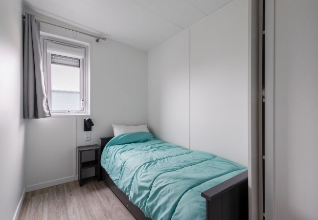 Chalet in Bretignolles-sur-Mer - Beautiful Chalet for 4 people - Heated pool access Chalet in Bretignolles-sur-Mer - Beautiful Chalet for 4 people - Heated pool access