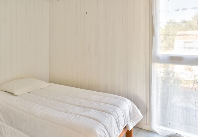 House in Saint-Gilles-Croix-de-Vie - House for 4 in the heart of Saint-Gilles  House in Saint-Gilles-Croix-de-Vie - House for 4 in the heart of Saint-Gilles