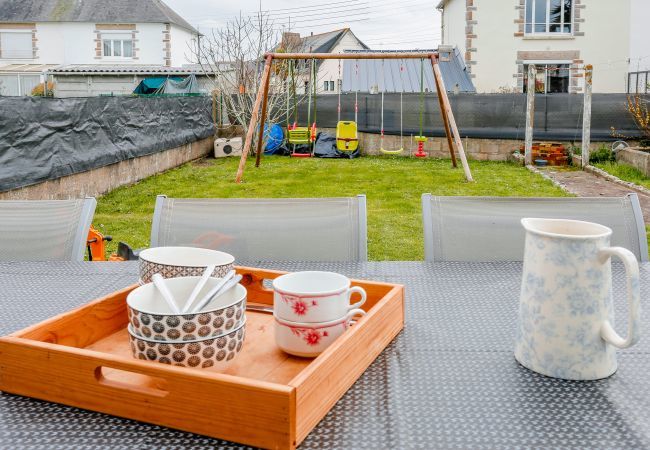 House in Dinard - 1km Prieuré Beach - Dinard- House for 6 House in Dinard - 1km Prieuré Beach - Dinard- House for 6