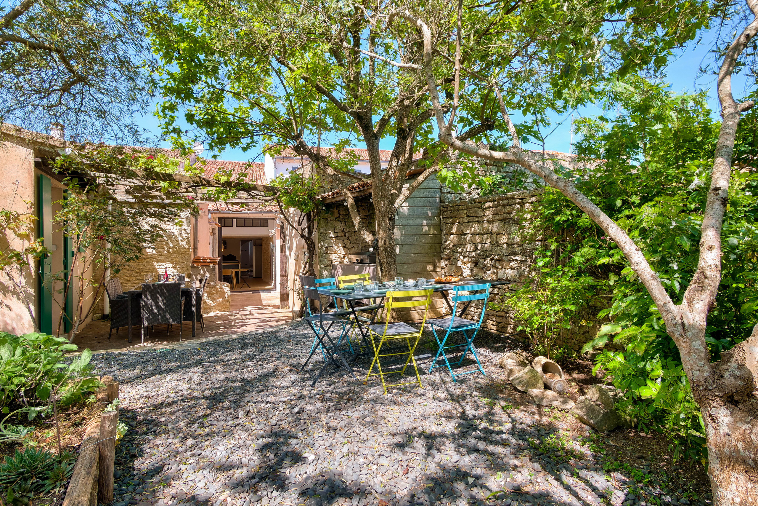  in Le Bois-Plage-en-Ré - Nice house with shady garden for 11