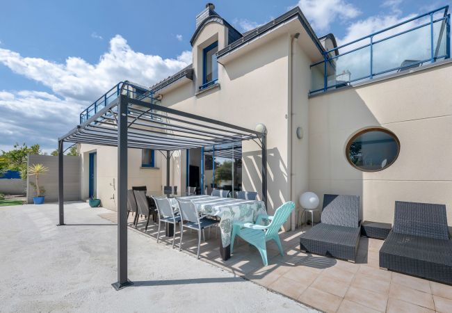 House in Saint-Nazaire - Swimming pool ! House for 9 House in Saint-Nazaire - Swimming pool ! House for 9