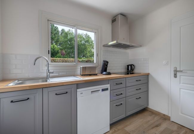 House in Saint-Gildas-de-Rhuys - Relax and garden - Sleeps 6 - 550m from the beach House in Saint-Gildas-de-Rhuys - Relax and garden - Sleeps 6 - 550m from the beach