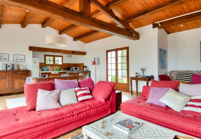 House in Noirmoutier-en-l´Ile - House for 7 - 400 m from La Clère beach House in Noirmoutier-en-l´Ile - House for 7 - 400 m from La Clère beach