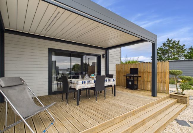 Chalet in Bretignolles-sur-Mer - Residence with swimming pool, chalet for 4 Chalet in Bretignolles-sur-Mer - Residence with swimming pool, chalet for 4