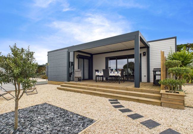 Chalet in Bretignolles-sur-Mer - Residence with swimming pool, chalet for 4 Chalet in Bretignolles-sur-Mer - Residence with swimming pool, chalet for 4