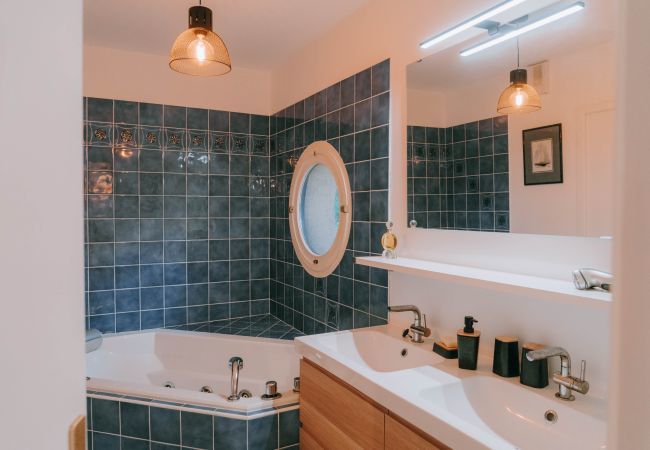 House in Pornichet - 100m from the beach - Nice house for 8 House in Pornichet - 100m from the beach - Nice house for 8