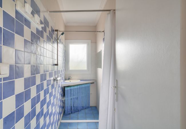 House in Loctudy - Direct access to the beach - House for 11 House in Loctudy - Direct access to the beach - House for 11