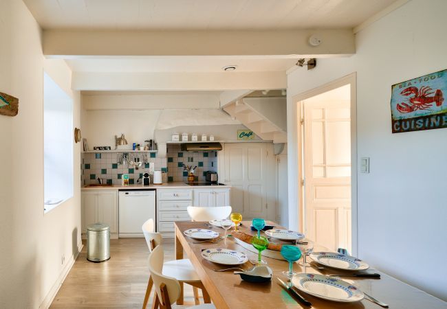 House in Penmarch - Farmhouse 750m from the port of Saint Guénolé House in Penmarch - Farmhouse 750m from the port of Saint Guénolé