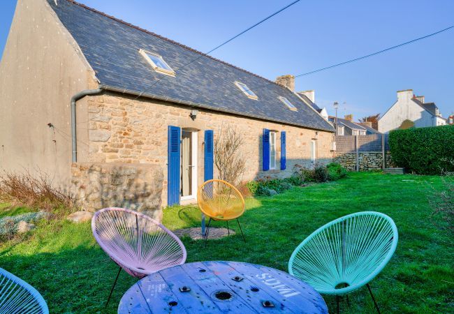House in Penmarch - Farmhouse 750m from the port of Saint Guénolé House in Penmarch - Farmhouse 750m from the port of Saint Guénolé