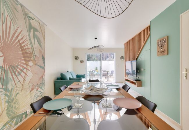 House in Les Sables-d´Olonne - Modern 2-bedroom house with shared pool House in Les Sables-d´Olonne - Modern 2-bedroom house with shared pool