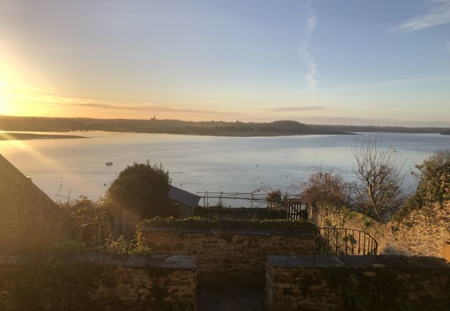 House in La Ville-ès-Nonais - Exceptional view - Private waterfront access House in La Ville-ès-Nonais - Exceptional view - Private waterfront access