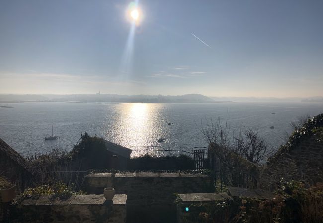 House in La Ville-ès-Nonais - Exceptional view - Private waterfront access House in La Ville-ès-Nonais - Exceptional view - Private waterfront access