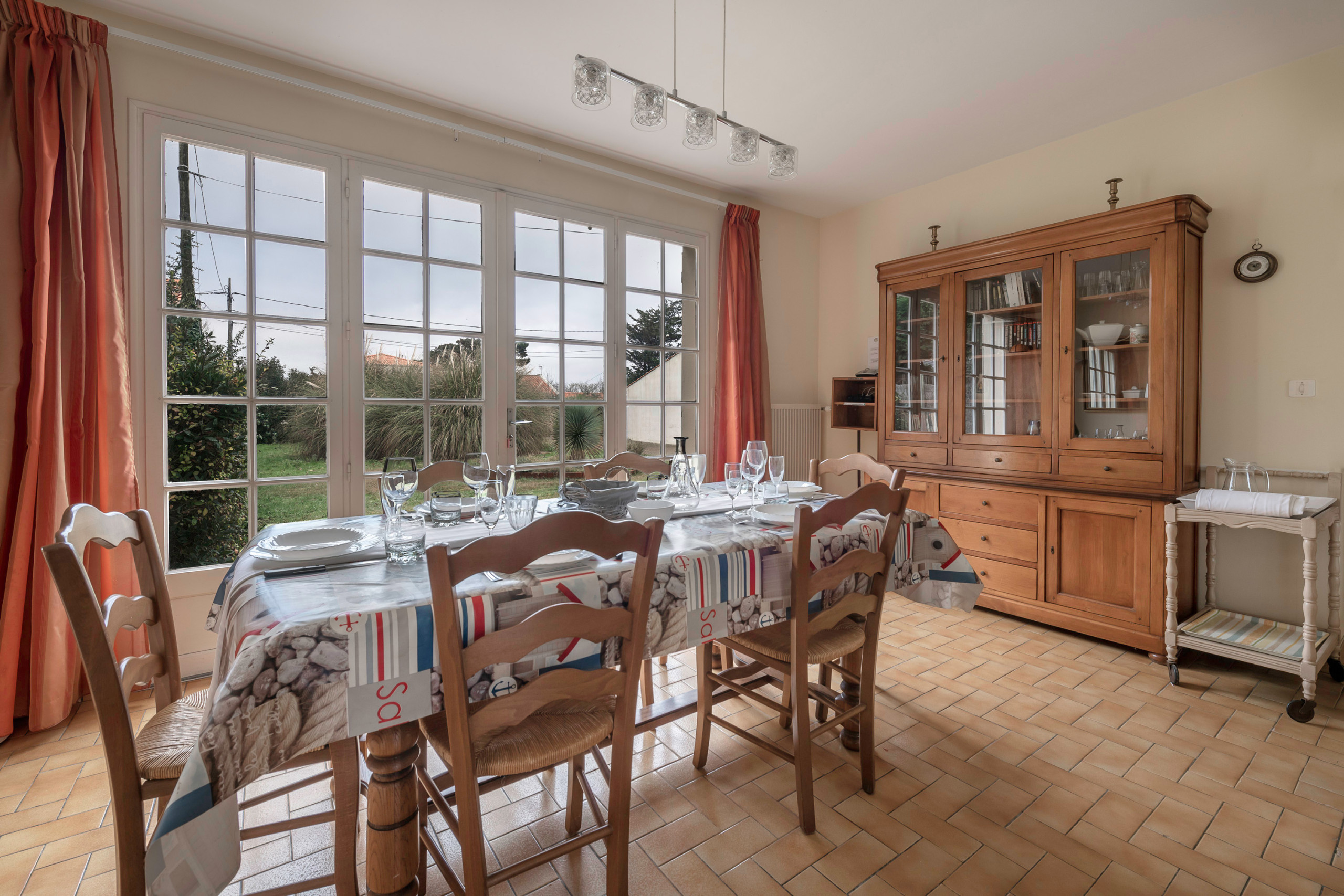  in Préfailles - 400m from the beach, Pointe St Gildas, house for 6